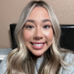 Meet your Posher, Marissa